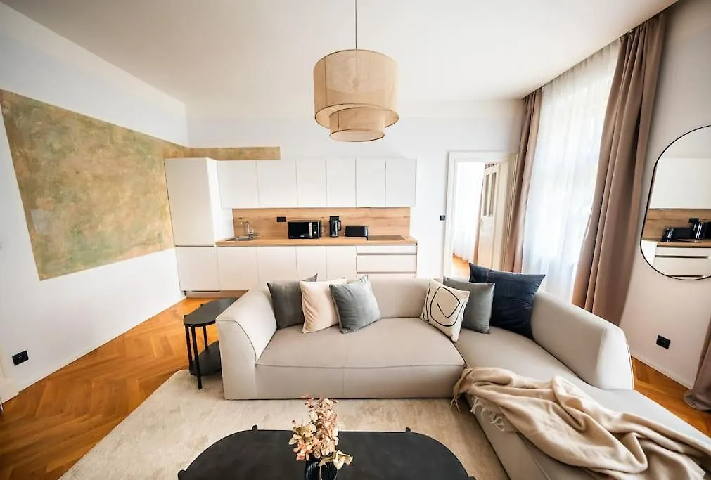 Апартаменты 3Br & 2,5Bath Heaven Of Harmony 2 Theater View Прага